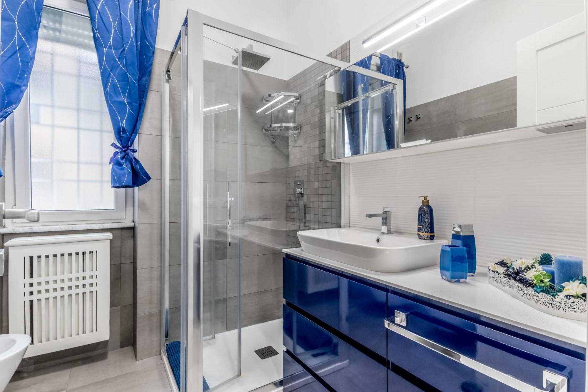 White Living R-Home Rome Exterior photo